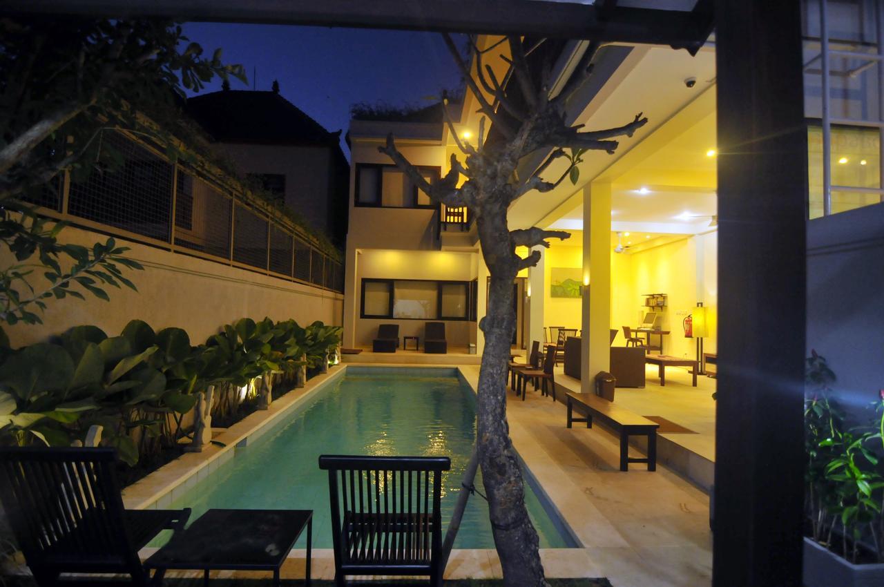 Reddoorz Hostel Near Gwk Main Gate Ungasan Екстериор снимка