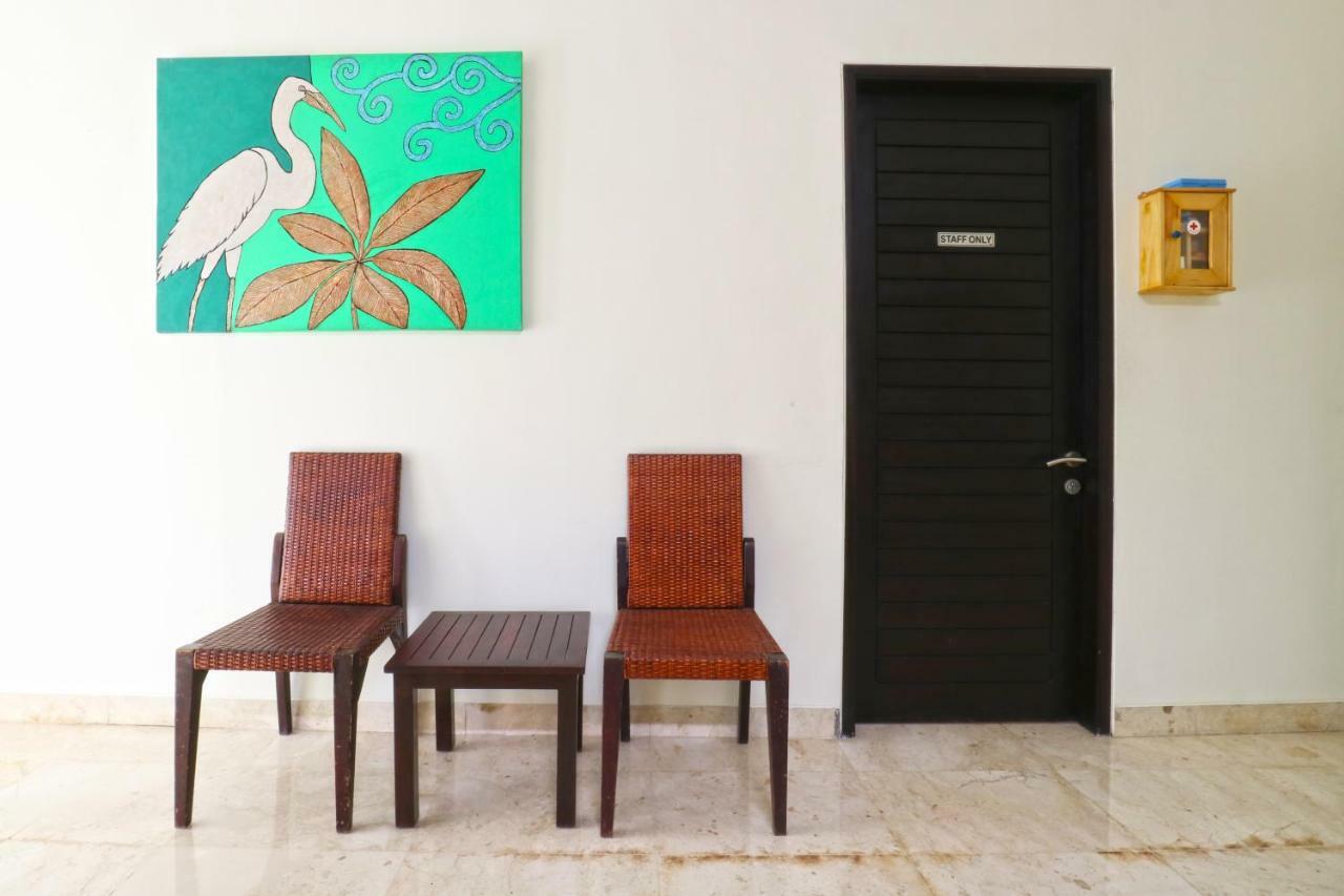 Reddoorz Hostel Near Gwk Main Gate Ungasan Екстериор снимка