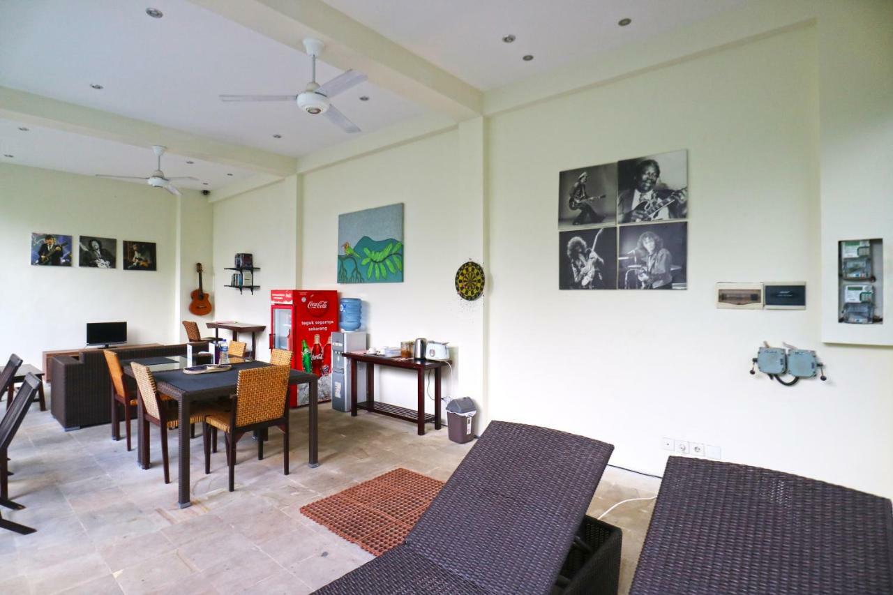 Reddoorz Hostel Near Gwk Main Gate Ungasan Екстериор снимка