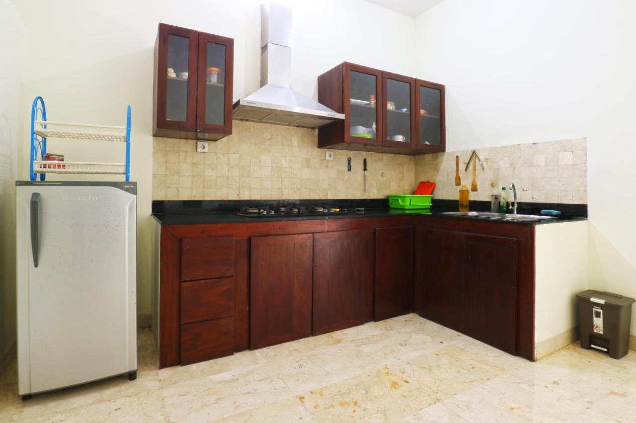 Reddoorz Hostel Near Gwk Main Gate Ungasan Екстериор снимка
