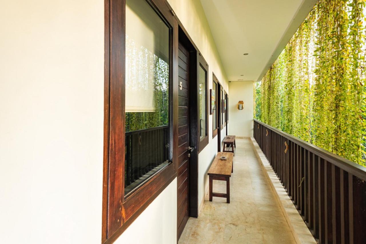Reddoorz Hostel Near Gwk Main Gate Ungasan Екстериор снимка